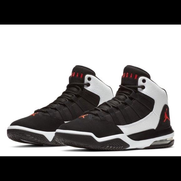 Nike Jordan Other - 🎉HP🎉Nike Jordan Max Aura White/Infared Kids 11c